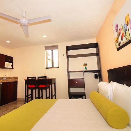 Papagayo Hotel Boutique Playa del Carmen Luaran gambar A typical studio at the hotel