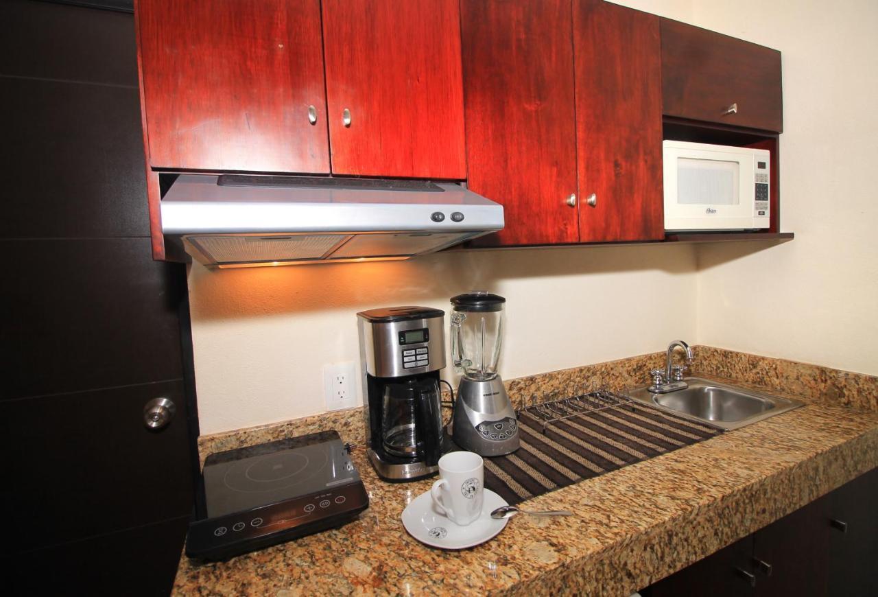 Papagayo Hotel Boutique Playa del Carmen Luaran gambar A coffeemaker in a kitchen